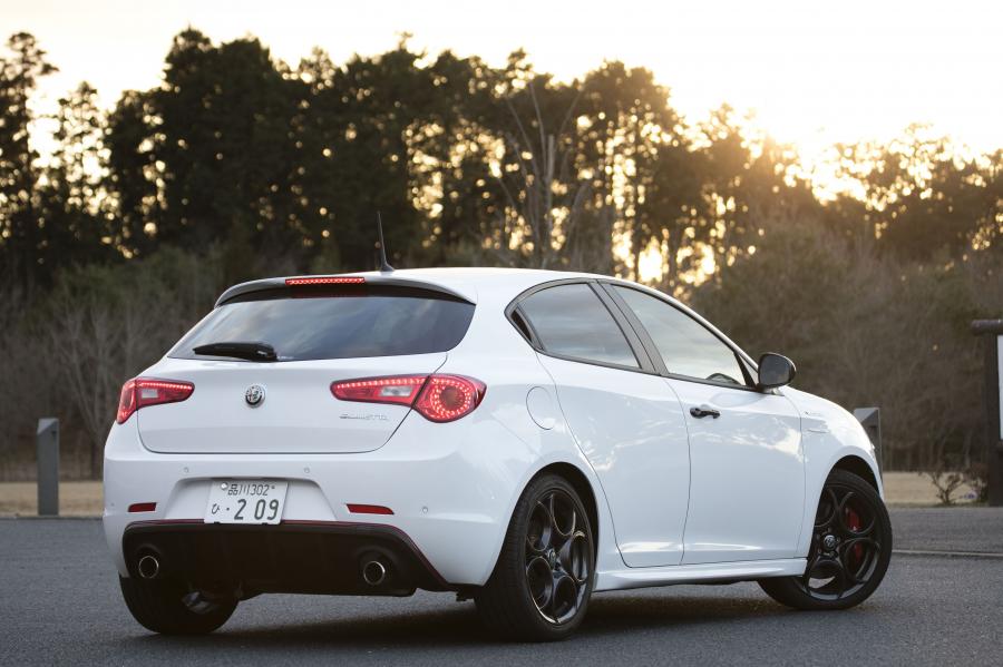  Alfa Romeo Giulietta Veloce (940) 2017 года  (JP) (фото 3 из 13)